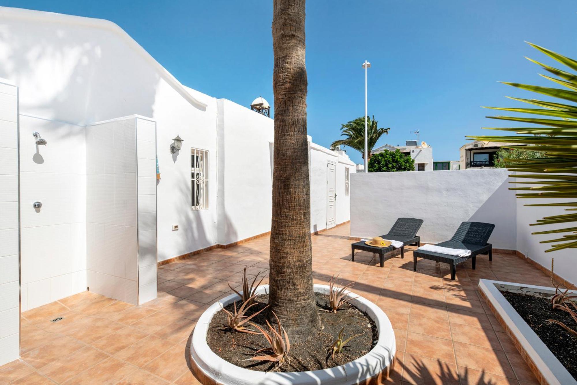 Casa Del Cura Villa Puerto del Carmen  Exteriör bild
